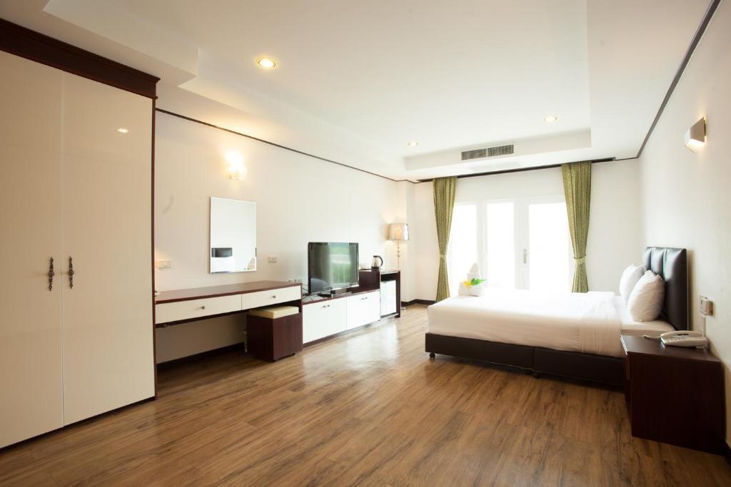 Hotel Kan Kanchanaburi Esterno foto